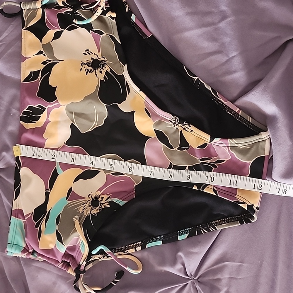 V-Neck Tankini Set 🖤 - Picture 14 of 16